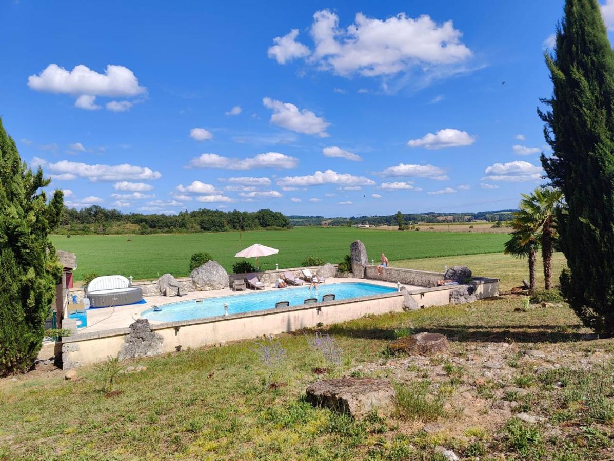 Bed and Breakfast Domaine Au Marchay Nojals-et-Clotte Exterior foto
