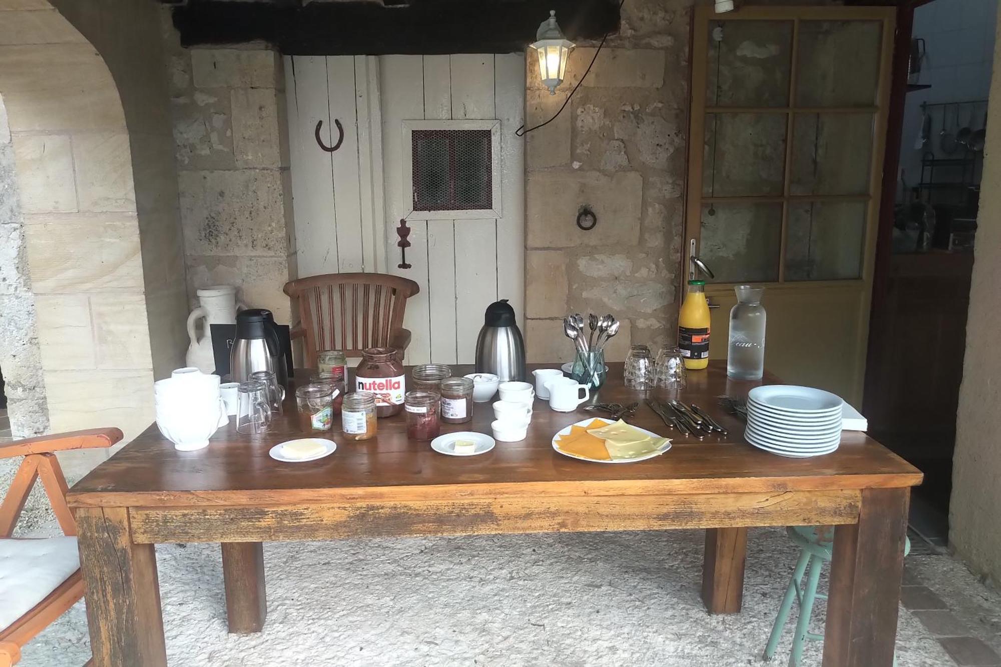 Bed and Breakfast Domaine Au Marchay Nojals-et-Clotte Exterior foto